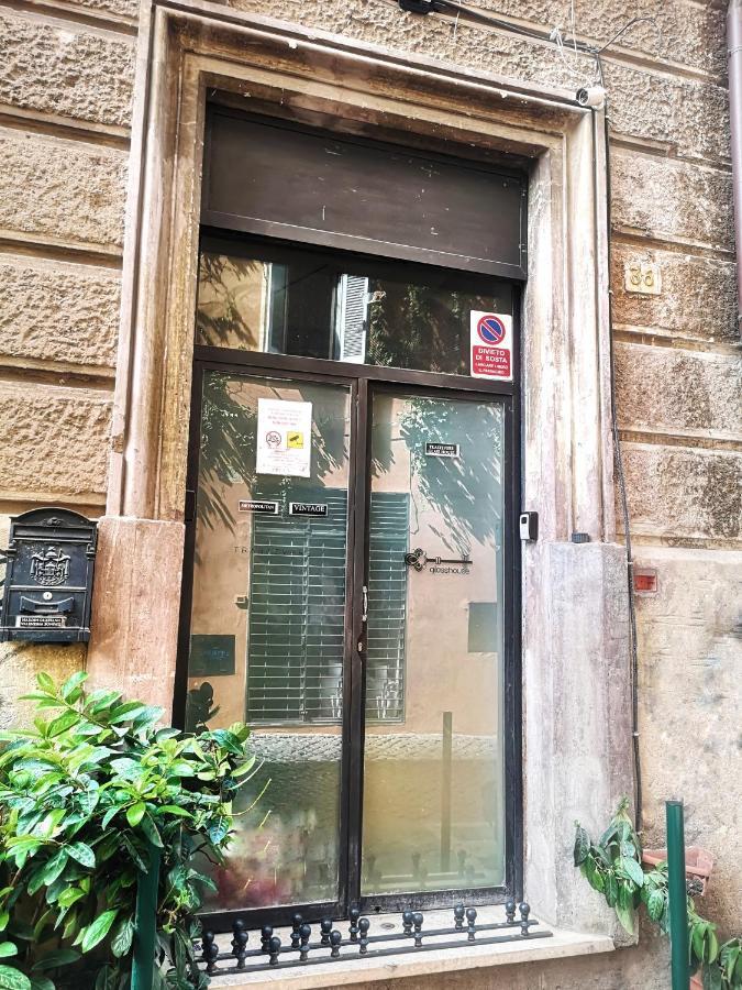 Trastevere Glasshouse Ρώμη Δωμάτιο φωτογραφία